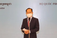 Ngài Chay Navuth, Đại sứ Campuchia tại Việt Nam phát biểu tại buổi lễ. (Ảnh: Hồng Pha/TTXVN phát)