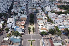 Các tuyến đường trung tâm Trưng Trắc-Trưng Nhị, Trần Hưng Đạo, Ba Cu (khu vực phường 1) của Bà Rịa-Vũng Tàu vắng người qua lại trong những ngày giãn cách. (Ảnh: Mạnh Dương/TTXVN)