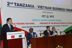 Chủ tịch nước Trương Tấn Sang phát biểu tại Diễn đàn Doanh nghiệp Việt Nam-Tanzania. (Ảnh: Nguyễn Khang/TTXVN)