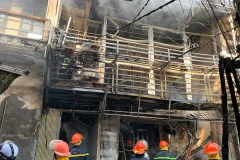 [Photo] Hiện trường vụ nổ bình gas ở phố Bùi Ngọc Dương