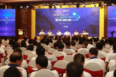 Những cuộc đối thoại mở giữa Ban lãnh đạo và các nhà “sáng tạo trẻ” tạo điều kiện thúc đẩy hoạt động nghiên cứu khoa học, sáng tạo ý tưởng tại BIDV. (Ảnh: CTV)