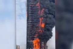 Cháy tòa nhà chọc trời tại Trung Quốc, chưa rõ về số thương vong
