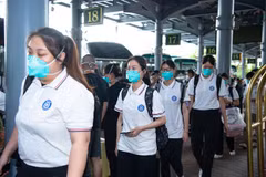 Trung Quốc: Nhiều thành phố áp đặt biện pháp mới chống COVID-19