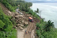 Lở đất tại mỏ khai thác vàng trái phép ở Indonesia, 12 người tử vong