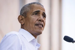 Cựu Tổng thống Mỹ Barrack Obama dương tính với COVID-19