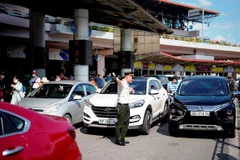 Hà Nội yêu cầu xử lý mất an toàn giao thông tại sân bay Nội Bài