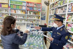 Quảng Trị: Không để xảy ra việc găm hàng, tự ý nâng giá vật tư y tế