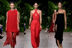Michael Kors mang tinh thần xê dịch hòa cùng vẻ đẹp thanh lịch