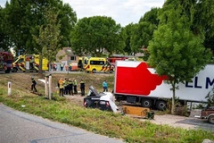 Xe tải lao vào đám đông ở Hà Lan, ít nhất 6 người thiệt mạng