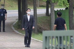 Hàn Quốc: Người thừa kế tập đoàn Samsung được đặc xá