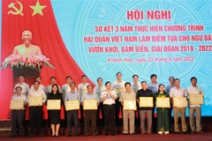Hải quân Việt Nam - điểm tựa cho ngư dân vươn khơi, bám biển