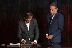 Venezuela và Colombia chính thức nối lại quan hệ ngoại giao