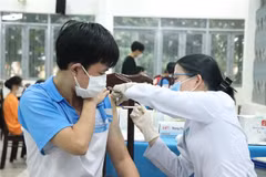Ngày 27/11: 50 bệnh nhân COVID-19 đang thở ôxy, không có ca tử vong