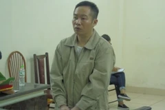 Giả là cán bộ dự án của thành phố để lừa đảo cấp sổ đỏ