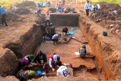 Kiểm tra thông tin di chỉ Vườn Chuối bị đổ phế thải san lấp