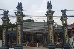 Đình Lương Xá 300 tuổi bị phá bỏ hoàn toàn, thay bằng công trình bêtông. (Ảnh: Đinh Thị Thuận/Vietnam+)