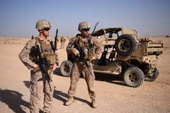 Binh sỹ Mỹ làm nhiệm vụ tại căn cứ quân sự Shorab, Lashkar Gah, tỉnh Helmand, Afghanistan. (Nguồn: AFP/TTXVN)