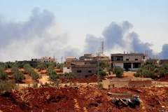 Quân đội chính phủ Syria phóng tên lửa vào các mục tiêu của lực lượng nổi dậy ở Daraa ngày 5/7. (Ảnh: THX/TTXVN)
