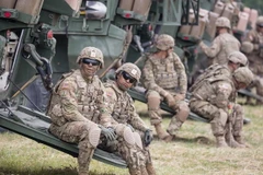 Binh sỹ Mỹ tham gia cuộc tập trận thường niên Saber Strike tại Orzysz, Poland ngày 16/6/2017. (Nguồn: AFP/TTXVN)