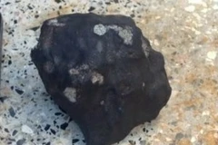 Một mảnh thiêc thạch rơi xuống Cuba. (Nguồn: earthsky.org)