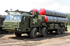 Hệ thống tên lửa phòng không S-400. (Nguồn: Army-technology)