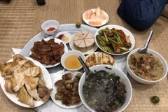 Hưng Yên: Hai cháu bé tử vong nghi do ngộ độc thực phẩm