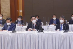 Chủ tịch Quốc hội Vương Đình Huệ phát biểu. (Ảnh: Doãn Tấn/TTXVN)