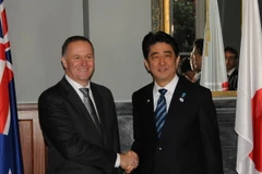 Nhật Bản-New Zealand thúc đẩy ký kết TPP và hợp tác quốc phòng