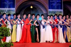 [Photo] Hoa Hậu Đại dương VN: Trình diễn trang phục dạ hội