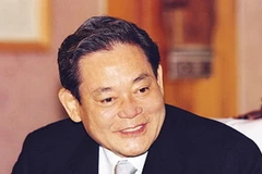 Samsung chuyển đổi trọng tâm sang cải thiện phần mềm