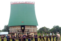 Độc đáo lễ cúng hồn người đã khuất của người Bahnar ở Gia Lai