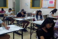 Sinh viên Israel tiến hành kỳ thi đại học dưới làn đạn rocket