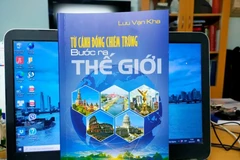 Nhà báo Lưu Vạn Kha: 'Từ cánh đồng chiêm trũng bước ra thế giới' 