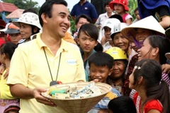 Tích cực tham gia các hoạt động xã hội, MC Quyền Linh sẽ được nhận giải thưởng Nghệ sỹ vì cộng đồng. (Ảnh: VTV)