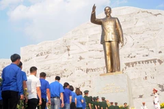 Chủ tịch Hồ Chí Minh đã trở thành nguồn cảm hứng sáng tạo bất tận cho các văn nghệ sỹ nhiều thế hệ. (Ảnh: Quang Quyết/TTXVN)