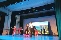 Cuộc thi "Bước nhảy xóa mọi khoảng cách" 2021 nhằm khơi dậy tinh thần thể thao cho người khuyết tật. (Ảnh: Minh Thu/Vietnam+)