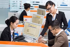 Nữ giới ngày càng có cơ hội đảm nhận nhiều vị trí lãnh đạo cấp quản lý. (Ảnh minh họa: SHB)