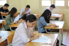 Thí sinh dự thi trung học phổ thông quốc gia. (Ảnh: Lê Minh Sơn/Vietnam+)