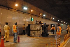 Một vụ tai nạn trong hầm Thủ Thiêm. (Ảnh: Mạnh Linh/TTXVN)