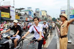 Hội nghị về an toàn giao thông Việt Nam năm 2013