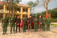 Ba đối tượng bị bắt giữ. (Nguồn: Báo Biên phòng)