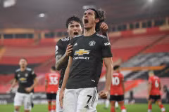 Cavani giúp M.U ngược dòng chiến thắng. (Nguồn: Reuters)