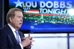 Lou Dobbs, người dẫn chương trình 'Lou Dobbs Tonight' tại trường quay của kênh Fox Business Network hôm 23/9/2019 ở New York. (Nguồn:Getty Images)