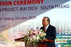 Phó Thủ tướng Thường trực Trương Hòa Bình phát biểu. (Ảnh: Huy Hùng/TTXVN)