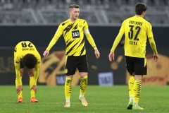 Bundesliga: Dortmund thảm bại, Bayern có nguy cơ mất ngôi đầu
