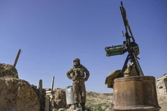 Binh sỹ Armenia được triển khai trong cuộc xung đột với lực lượng Azerbaijan tại khu vực tranh chấp Nagorny-Karabakh ngày 25/10. (Ảnh: AFP/TTXVN)