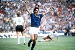 Truyền thông Argentina: Huyền thoại Diego Maradona qua đời	