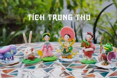 Bộ sưu tập 'Tích Trung Thu' của Tò He Việt và họa sỹ Nguyễn Cẩm Anh có giá bán 3 triệu đồng. (Ảnh: Minh Anh/Vietnam+)