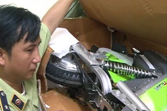 Hà Nội tạm giữ lô xe đạp điện và ắcquy có dấu hiệu nhập lậu 