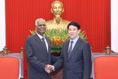 Thường trực Ban Bí thư Lương Cường tiếp Tổng Bí thư Đảng Cộng sản Ấn Độ Doraisamy Raja. (Ảnh: Phương Hoa/TTXVN)